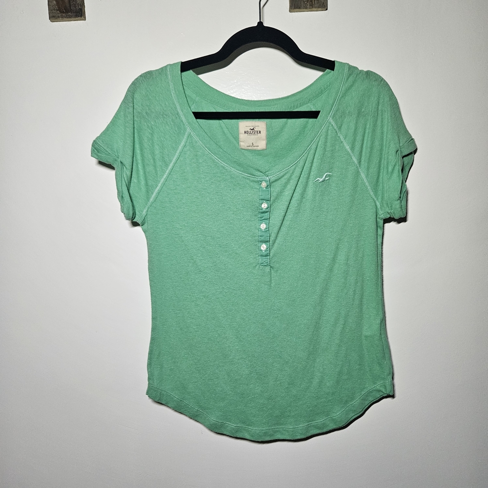 Hollister Women's Button-Up Top